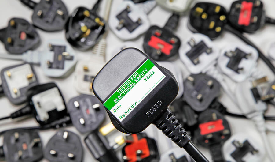 electrical pat test plug